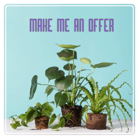 ✨2 for 10✨ Saturn Outer Space Charm Earrings - Picture 6 of 6